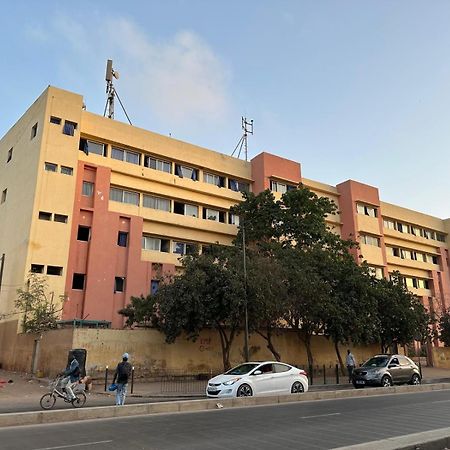 Appartement Spacieux Chez Keur Matou - F2 داكاغْ المظهر الخارجي الصورة