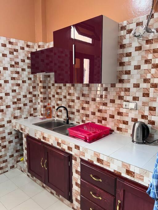 Appartement Spacieux Chez Keur Matou - F2 داكاغْ المظهر الخارجي الصورة