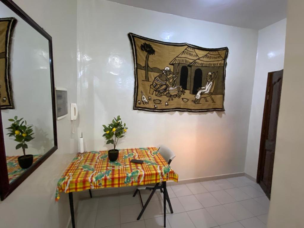 Appartement Spacieux Chez Keur Matou - F2 داكاغْ المظهر الخارجي الصورة