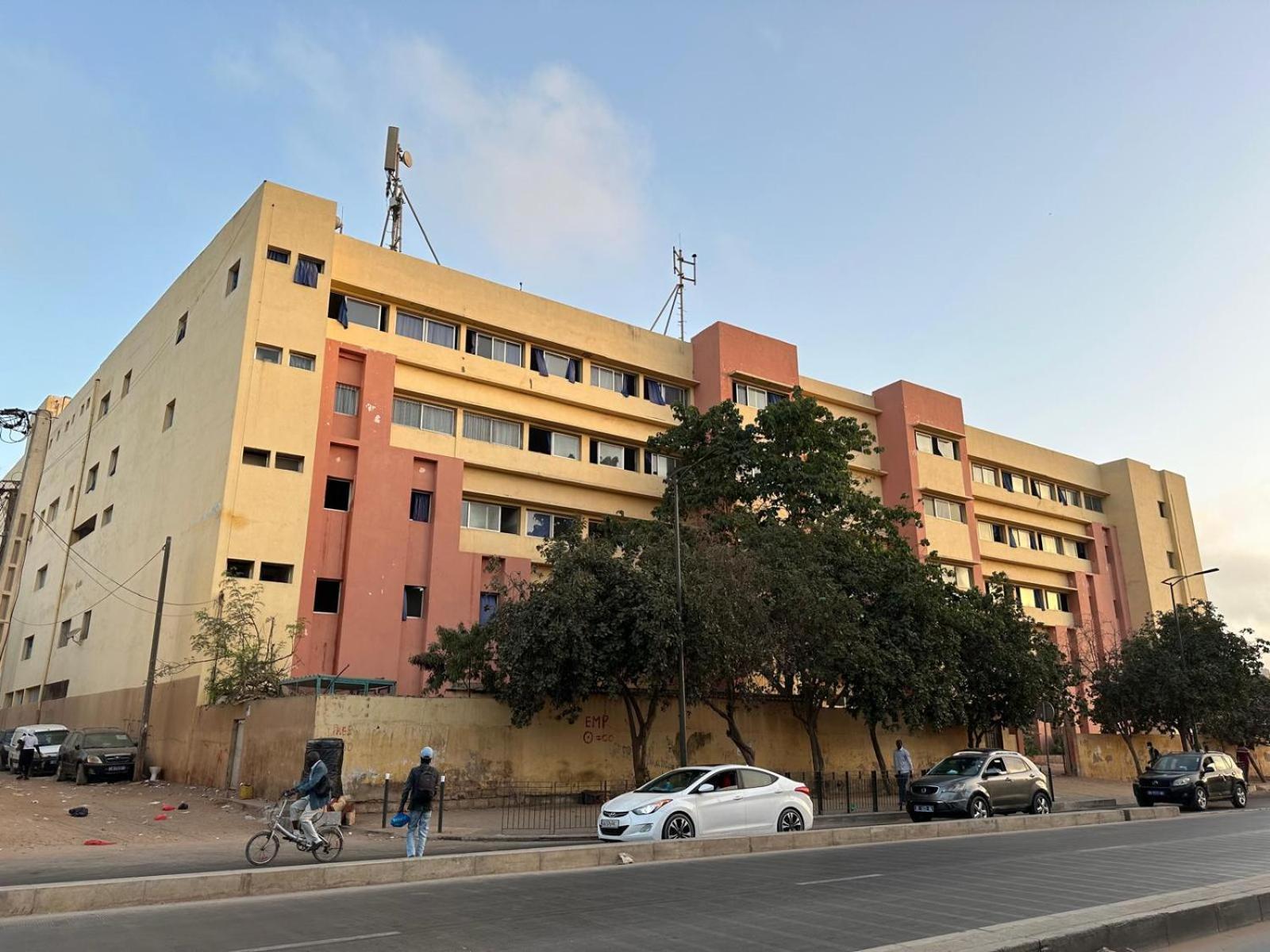 Appartement Spacieux Chez Keur Matou - F2 داكاغْ المظهر الخارجي الصورة